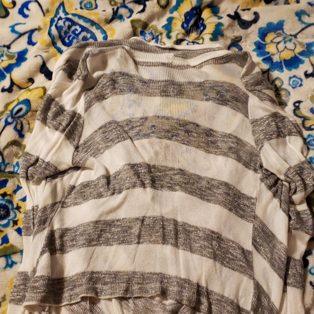 Sweater - Picture 2 of 3